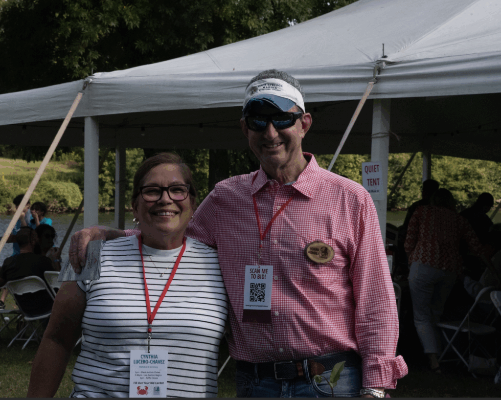 click to learn more about Riverfest Committee